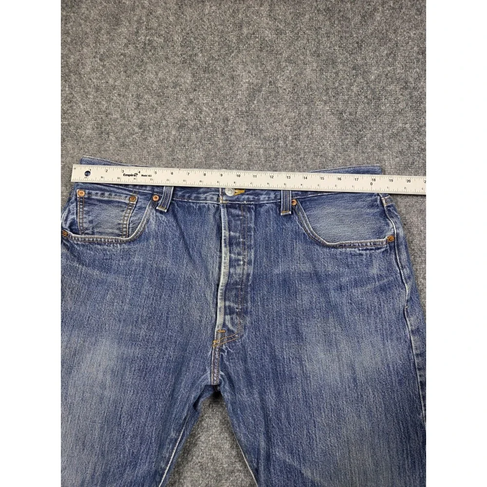 Levis 501 Jeans Mens 40x32 Original Fit Medium Blue Straight Leg Button Fly